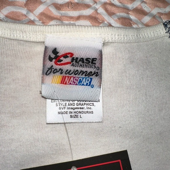 NWT NASCAR Chase Authentic Women’s T-Shirt Jeff Gordon Size Large - Picture 2 of 5